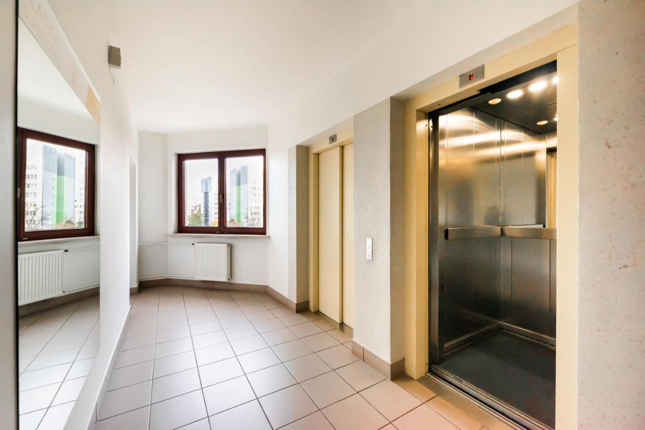 Woronicza Homey Wooden Apartment Warsaw Exterior photo